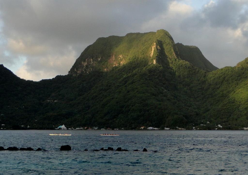 Sadie Thompson Inn Pago Pago Esterno foto